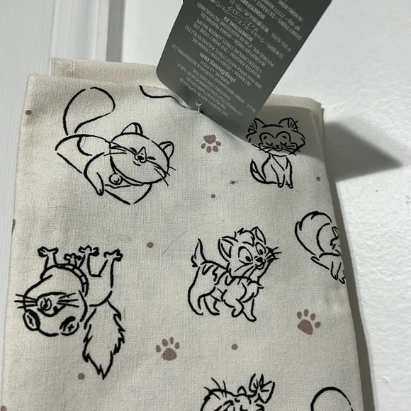 Set of 2 kitchen towels. DISNEY CATS! Ivory color - Picture 5 of 5